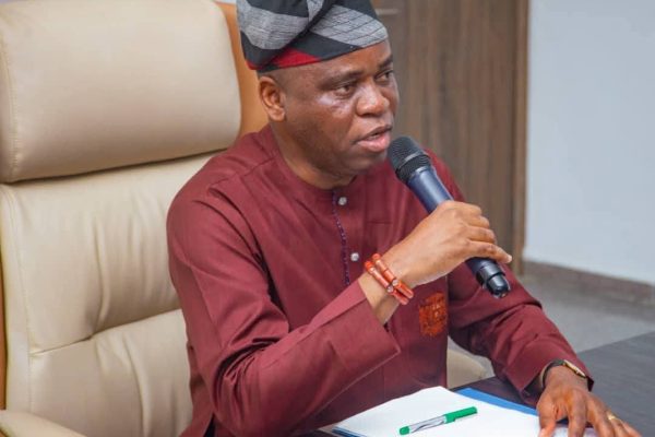 Egbo To Community Leaders: Mobilize Your People To Participate In Ongoing INEC CVR Exercise